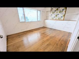 Mid Levels Central - Pearl Gardens Block EF 08