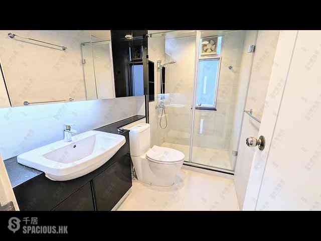 Mid Levels Central - Pearl Gardens Block EF 11