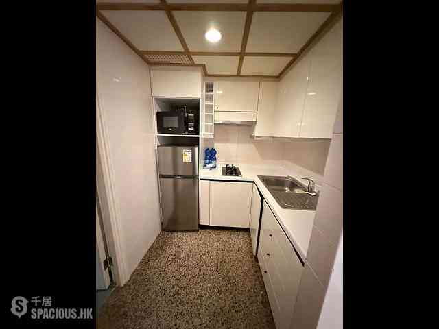 Wan Chai - Convention Plaza Apartments 03