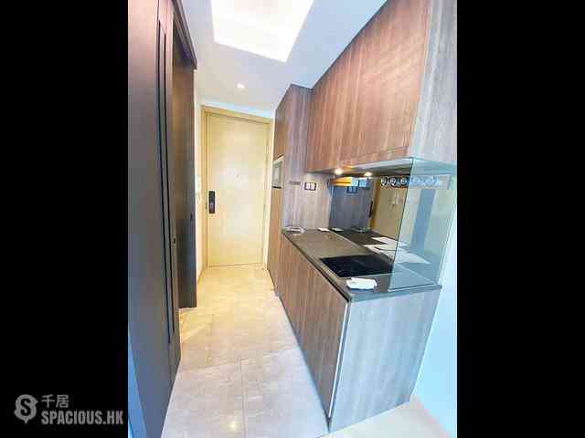 Shek Tong Tsui - Novum West 06