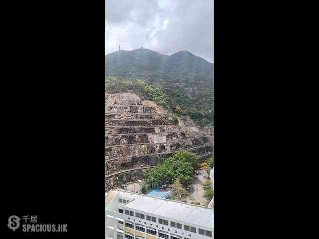 Shau Kei Wan - Sun Lee Building 02