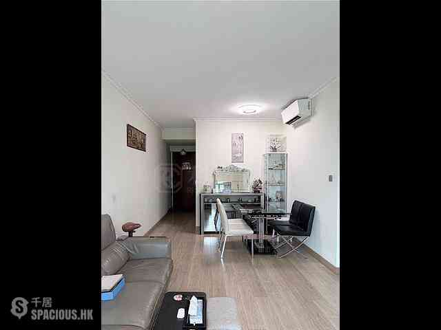West Kowloon - Sorrento Phase 1 Block 5 02