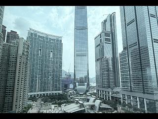 West Kowloon - Sorrento Phase 1 Block 5 03