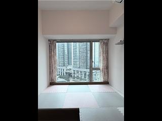 West Kowloon - Sorrento Phase 1 Block 5 06