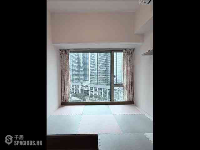 West Kowloon - Sorrento Phase 1 Block 5 06