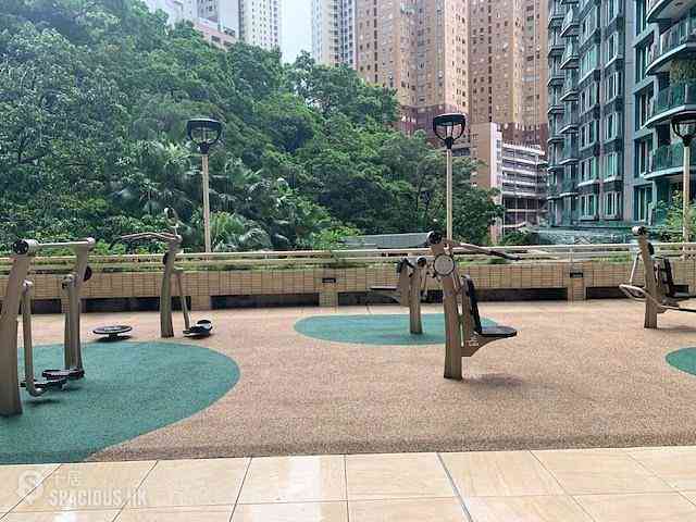 Tai Hang - Ronsdale Garden 04