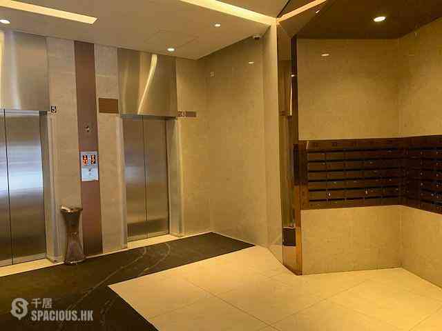 Tai Hang - Ronsdale Garden 06