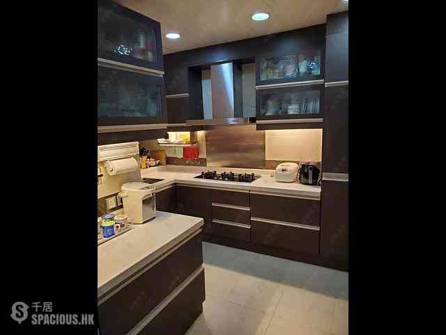 Mid Levels Central - Tregunter Tower 3 08