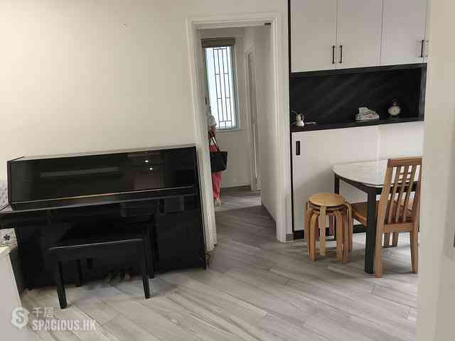 Shau Kei Wan - Sun Sing Building 02