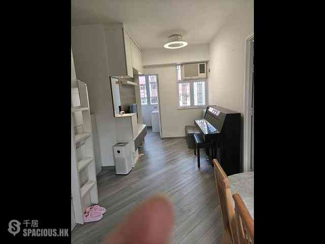 Shau Kei Wan - Sun Sing Building 01