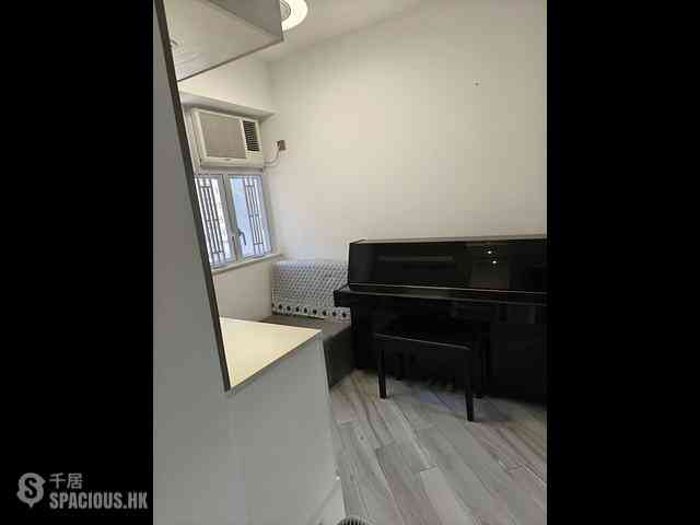 Shau Kei Wan - Sun Sing Building 06