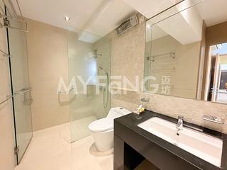 Mid Levels West - Villa Veneto 12