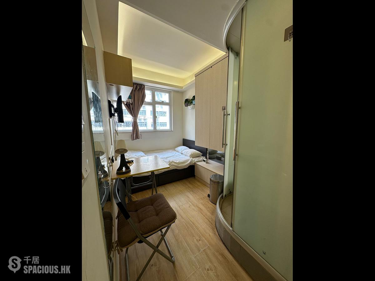 Causeway Bay - Kwong On Building 01