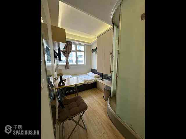 Causeway Bay - Kwong On Building 01