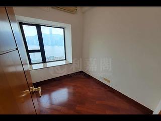 West Kowloon - The Arch Sky Tower (Block 1) 06
