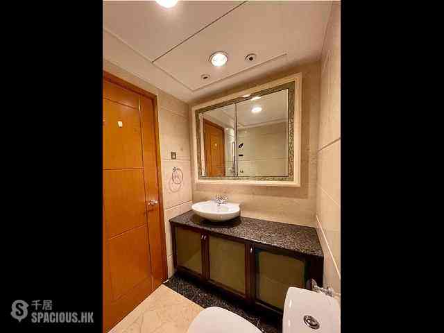 West Kowloon - The Arch Sky Tower (Block 1) 09