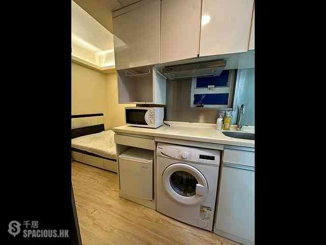 Causeway Bay - Kwong On Building 02