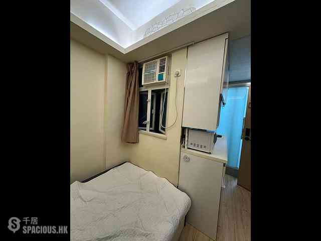 Causeway Bay - Kwong On Building 07