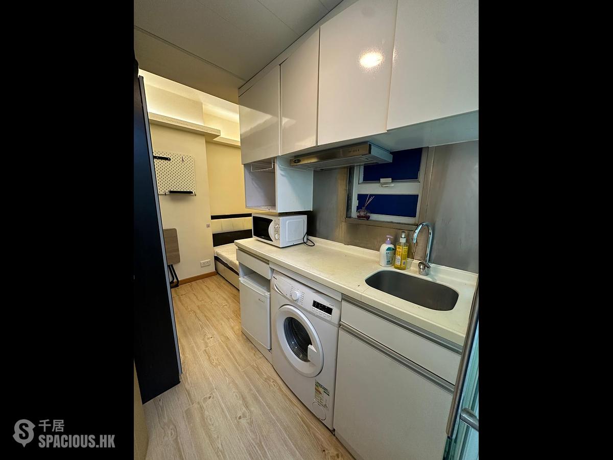 Causeway Bay - Kwong On Building 01