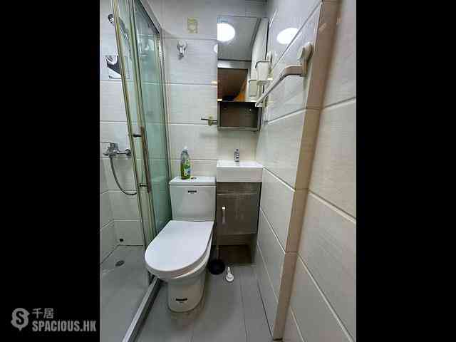 Causeway Bay - Kwong On Building 08