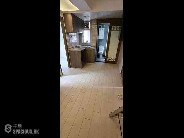 Shau Kei Wan - Sun Lee Building 03