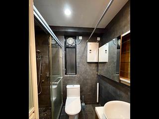 Quarry Bay - Kornhill Block R 07