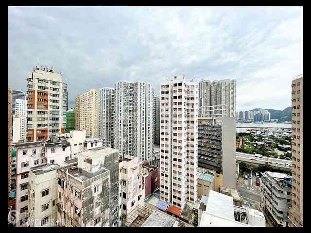 Sai Wan Ho - Hoi Ning Building 09