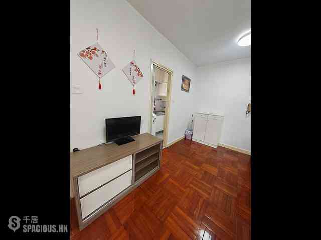 Causeway Bay - Hoi Sun Building 03