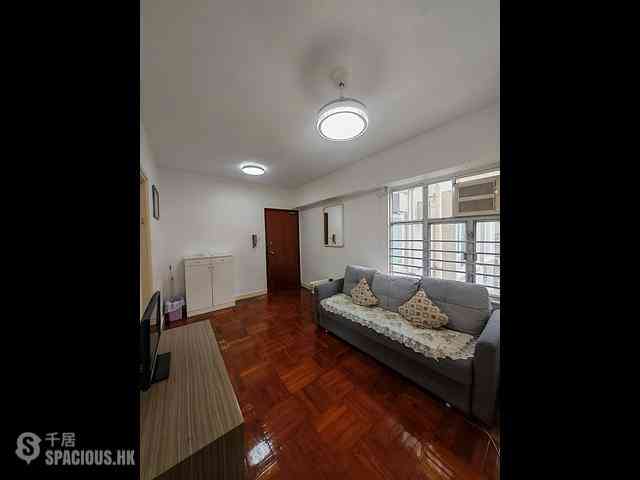 Causeway Bay - Hoi Sun Building 01