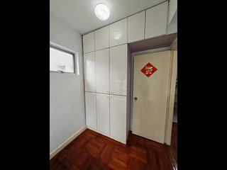 Causeway Bay - Hoi Sun Building 08