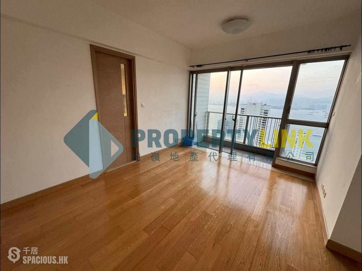 Sai Ying Pun - Island Crest 01