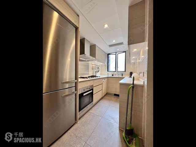Ho Man Tin - Mantin Heights Block 7 06