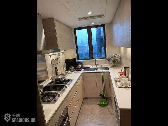 Ho Man Tin - Mantin Heights Block 7 10
