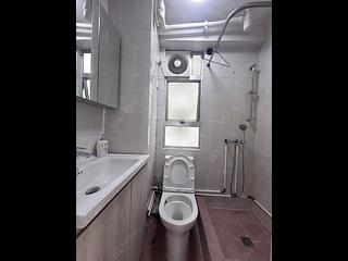 Wan Chai - Causeway Centre Block B 04