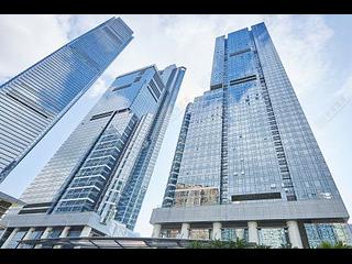 West Kowloon - The Cullinan 17