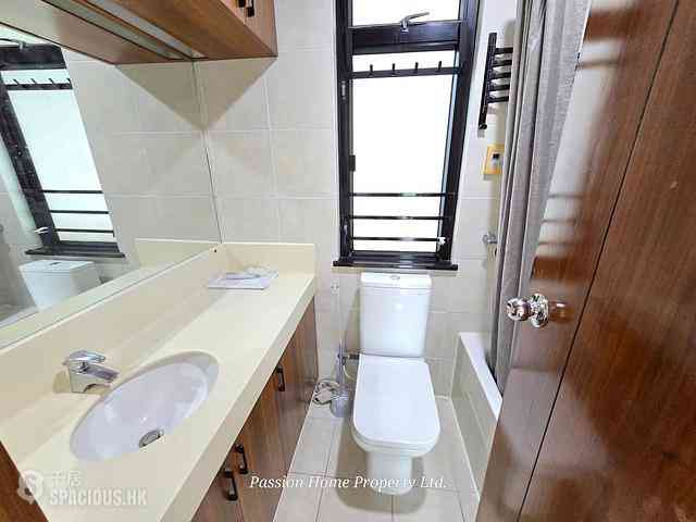 Quarry Bay - Royal Terrace 05