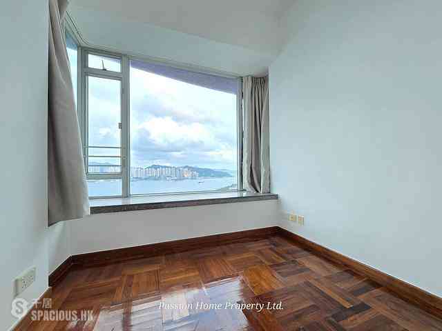 Quarry Bay - Royal Terrace 09