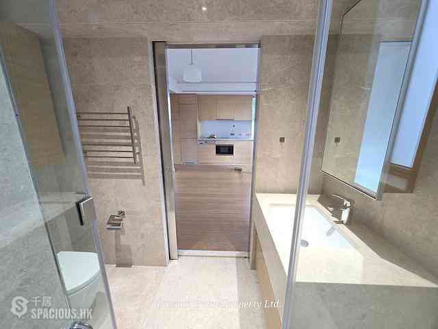 Wan Chai - 5, Star Street 08