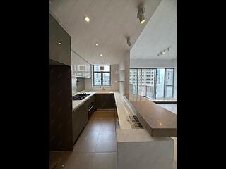 Sai Ying Pun - Island Crest 06