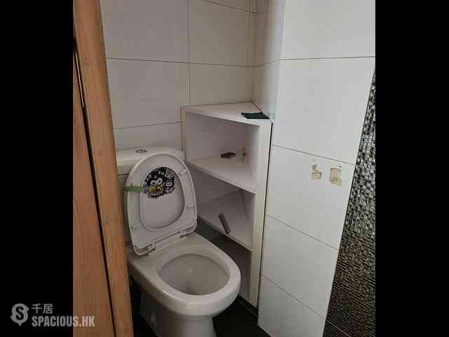 Sai Ying Pun - 16, Western Street 05
