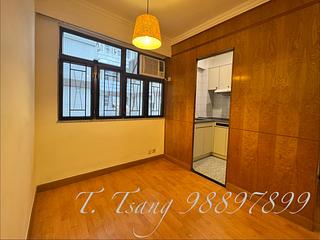 Wan Chai - Man Tung Building 04