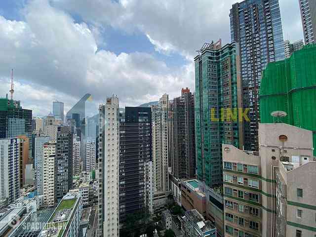 Soho - Centrestage 04