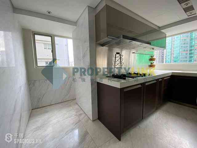 Soho - Centrestage 15