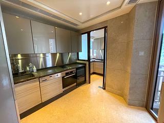 Kennedy Town - Cadogan 03