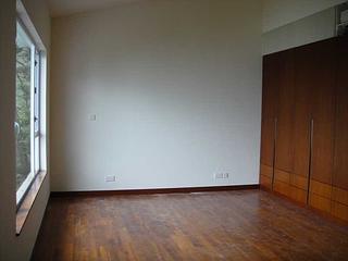 Chung Hom Kok - Horizon Ridge 04