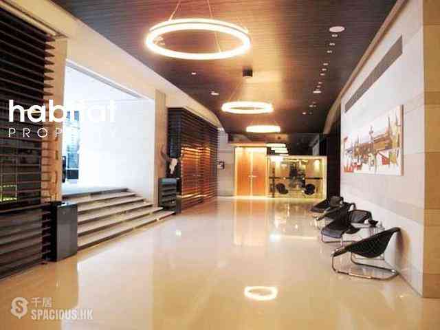 Soho - Centrestage 02