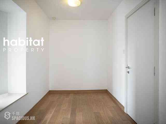 Soho - Centrestage 08