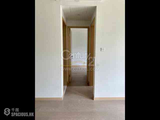 Wong Chuk Hang - The Southside Phase 2 La Marina Tower 2B 06