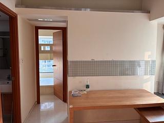 Tai Kok Tsui - Metro Harbour View Phase 1 Block 6 03