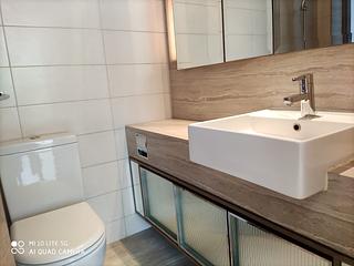 Sai Ying Pun - Island Crest 04